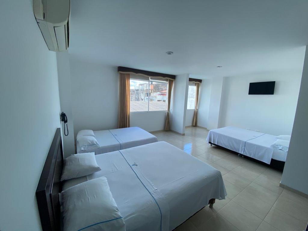 יופאל Hotel Torres Del Llano מראה חיצוני תמונה